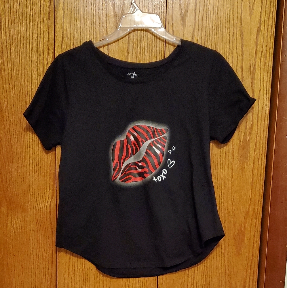 Ladies tee shirt👄